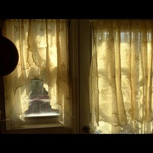 Tier panel set. Zurich Double Scalloped Tier Pair in a soft golden yellow.